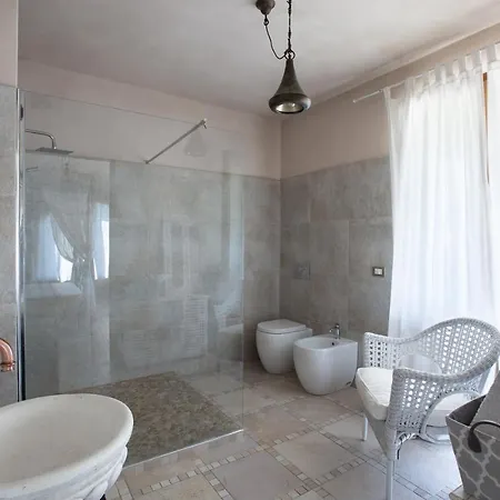 مزرعة للإقامة A Modo Mio Agriturismo *
