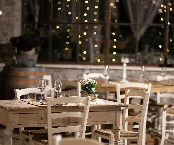 ファームステイ A Modo Mio Agriturismo Cremolino